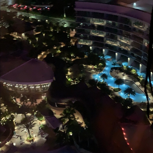 Meet your Posher, Flyy - Picture 1 of 1